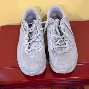 Nike Metcon5, grey, men’s size 13. Like new trainers.